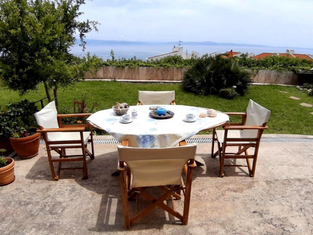 Olia Sea View Shared Pool Villa, Nea Fokea Exterior photo